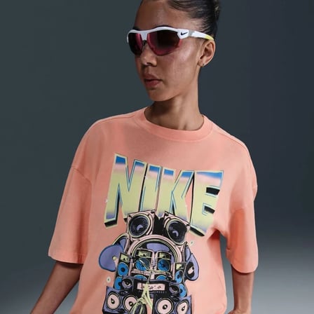 Nike Sportswear Oversize SS Womens Tee Grafik Baskılı Bol Kesim Kadın Tişört Turuncu