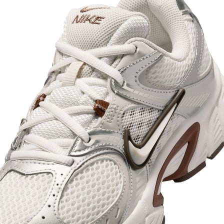 Nike Nike V5 RNR Bej Kadın Günlük Spor Ayakkabı HQ7901-102
