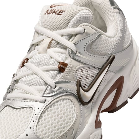 Nike Nike V5 RNR Bej Kadın Günlük Spor Ayakkabı HQ7901-102