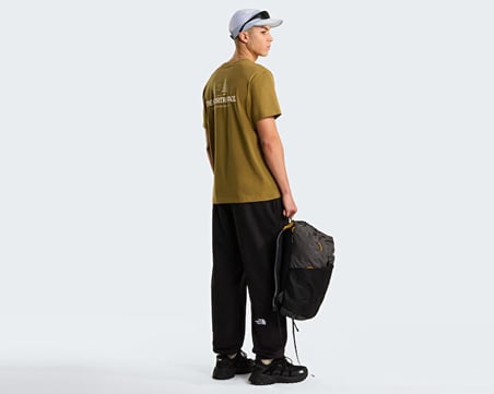 The North Face M CAMPING RELAXED SHORT SLEEVE TEE-GRAPH Erkek Outdoor Tişörtü NF0A8GQM2EL1 Kahverengi