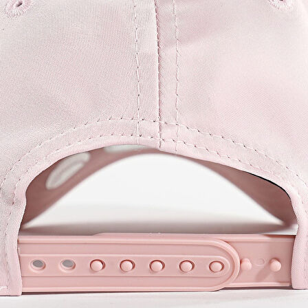 New Era women 9Forty New York Yankees Satin Logo Cap Kadın Saten Görünümlü Şapka Pembe