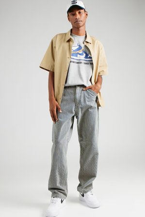 Nike Sportswear M90 Vintage Stirrup Loose Fit T-Shirt Baskılı Erkek Bol Kesim Tişört Gri