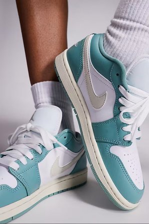 Nike Air Force 1 AF1 07 Leather Womens Sneaker Hakiki Deri Kadın Günlük Spor Ayakkabı Yeşil Krem