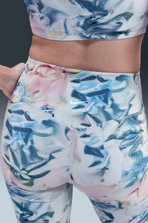 Nike Universa Women's Artist Collection High-Waisted 20.5cm Biker Shorts Yüksek Bel Spor Şort Tayt Yeşil
