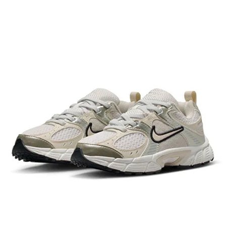 Nike V5 RNR(PS) Kids Sneaker Elastik Bağcıklı Çocuk Günlük Spor Ayakkabı Beyaz