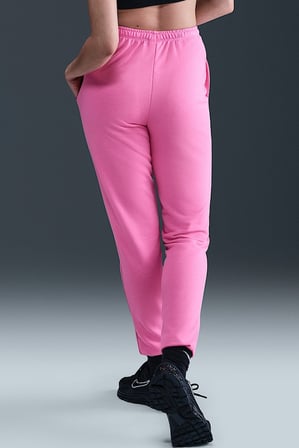 Nike Sportswear Chill Terry High Rise Jogger Kadın Yüksek Bel Slim Fit Eşofman Altı Pembe