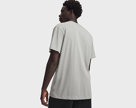 Under Armour Ua M Logo Emb Heavyweight Ss Erkek Günlük Tişört 1373997-069 Gri