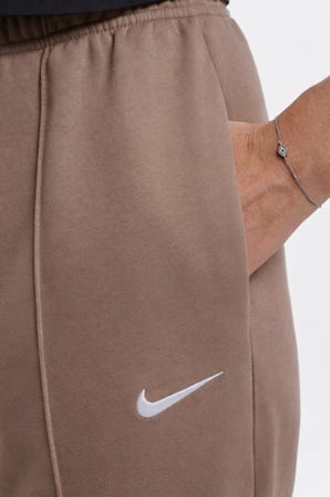Nike Sportswear Loose Fit Pant Bol ve Uzun Kesim Eşofman Altı Koyu Kahverengi