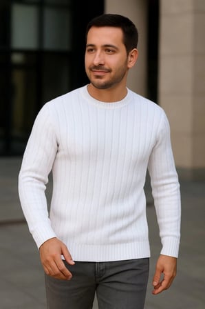 Erkek Fitilli Triko Kazak 4’lü Set – Beyaz, Haki, Bej, SiyahKalın Dokuma Pamuklu Regular Fit Bisiklet Yaka Uzun Kollu Kışlık ve Baharlık Rahat Triko Kombini