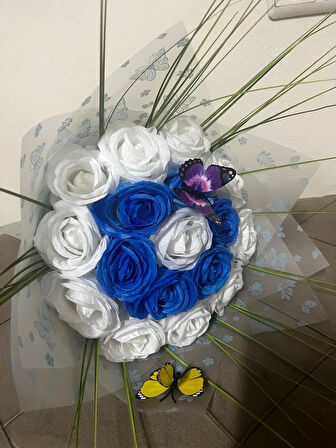KAYZEN Mavi beyaz gül Buket’i