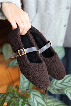 PELUŞ TÜYLÜ BİLEKTEN BAĞLAMALI KADIN EV AYAKKABISI BABET