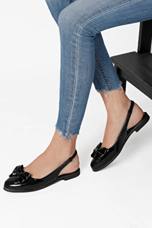 Arkası Açık Lastikli Kurdeleli Babet