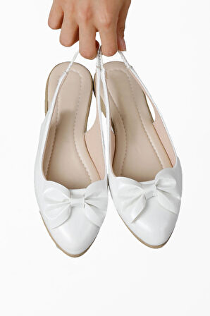 Arkası Açık Lastikli Kurdeleli Babet