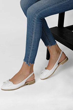 Arkası Açık Lastikli Kurdeleli Babet