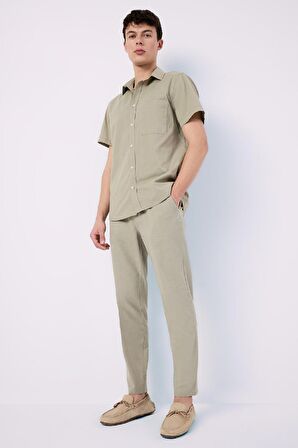 DeFacto Regular Fit Yazlık Polo Yaka Keten Görünümlü Kısa Kollu Gömlek D7551AX25SPKH404