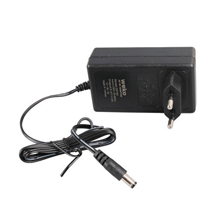 Weko 8.4 Volt 2 Amper 5.5x2.5mm Uçlu Priz Tip Kırmızı Yeşil Ledli Yerli Üretim Akü Şarj Adaptörü Cihazı