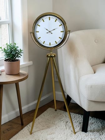 Modern Gold Tripod Ayaklı Saat iegxx