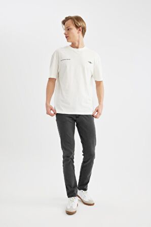 DeFacto Comfort Fit Bisiklet Yaka Sırt Baskılı Kısa Kollu Tişört B4369AX24SPER105