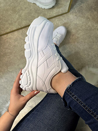 Günlük Kadın Sneaker Kalın Yüksek Taban Bağcıklı Rahat Tiger Şeritli Spor Ayakkabı 032