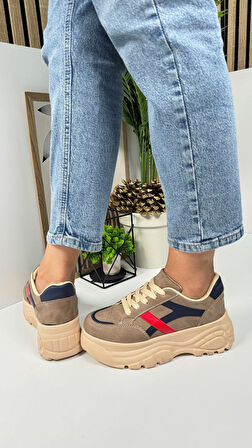 Günlük Kadın Sneaker Kalın Yüksek Taban Bağcıklı Rahat Tiger Şeritli Spor Ayakkabı 032