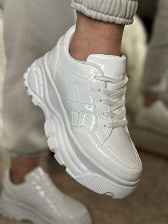 Günlük Kadın Sneaker Kalın Yüksek Taban Bağcıklı Rahat Tiger Şeritli Spor Ayakkabı 032