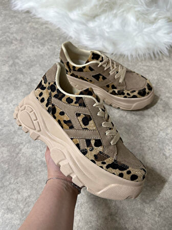 Günlük Kadın Sneaker Kalın Yüksek Taban Bağcıklı Rahat Tiger Şeritli Spor Ayakkabı 032