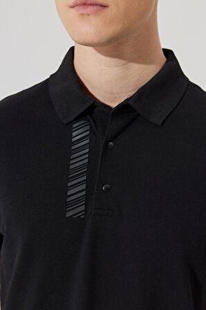 Erkek Siyah Slim Fit Dar Kesim Polo Yaka %100 Pamuk Kısa Kollu Baskılı Tişört