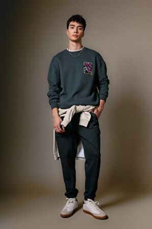 DeFacto Comfort Regular Fit Rahat Kalıp Bisiklet Yaka Baskılı Sweatshirt B4754AX24SPGN1082