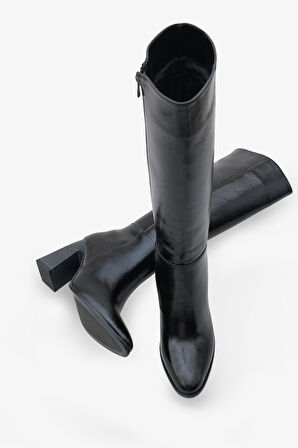 Lojo kadın Sivri Burun Yandan Fermuarlı Topuklu Günlük Çizme İroles Siyah