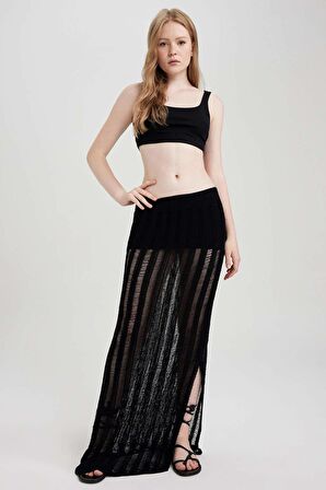 DeFacto Slim Fit Kroşe Yırtmaçlı Siyah Maxi Etek A9259AX23SMBK27
