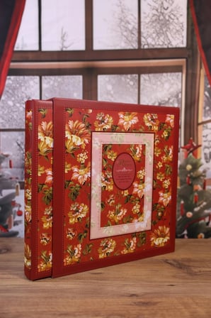 NURCANIM 10x15 cm 500 Adet Fotoğraf Kapasiteli Yatay ve Dikey Özellikli Kutulu Çiçek Desenli Lüks Fotoğraf Albümü (Bordo)