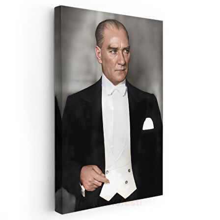 Smokinli Atatürk - Beyaz Yelek Detaylı Kanvas Tablo