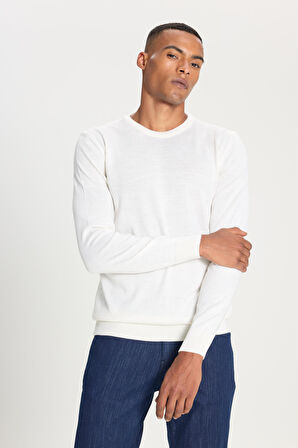 Standart Fit Normal Kesim Bisiklet Yaka Triko Kazak