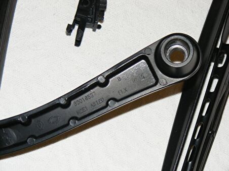 Renault Koleos 1 Ön Silecek Kolu Sağ/Sol Takım (80018537)