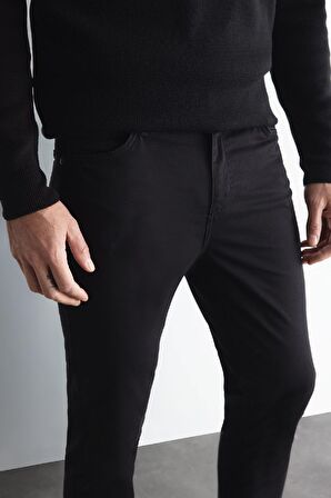 DeFacto Chino Kanvas Pantolon Slim Fit Dar Kesim Pamuklu Esnek Dar Paça C9441AX24AUBK81