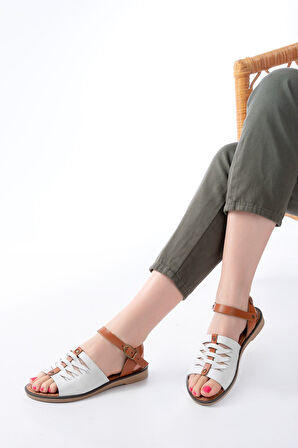 205-029 Beyaz Ortopedik Hakiki Deri Kadın Sandalet 