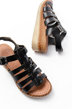 731-204 Siyah Hakiki Deri Dolgu Topuklu Günlük Kadın Sandalet   