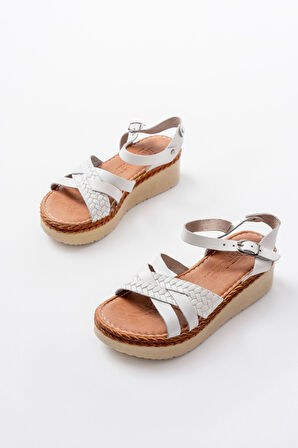 730-138 Beyaz Örgü Hakiki Deri Ortopedik Taban Kadın Sandalet 