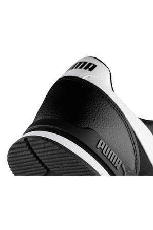 Puma Kadın Erkek Siyah Beyaz Runner V3 Mesh Spor Ayakkabı VO38464001