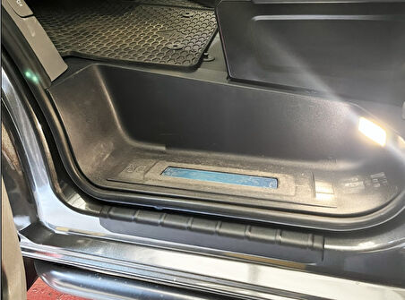 TRANSPORTER T7 KOMBİ KAPI EŞİĞİ 2025 2026 2027