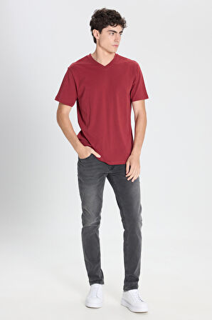Erkek Bordo Slim Fit Dar Kesim %100 Pamuk V Yaka Kısa Kollu Tişört