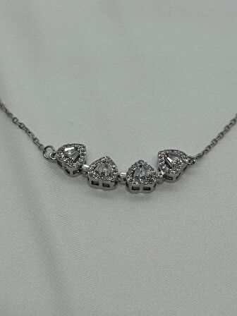 Jewels of Hope 316L Paslanmaz Çelik Zirkon Taşlı Açılabilir Kalp Detaylı Gümüş Renk Yonca Kolye 45 cm