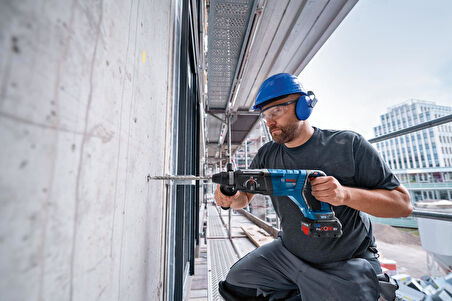 Bosch GBH 18V-28 D Procore 2x5,5Ah Çift Akülü Kırıcı Delici