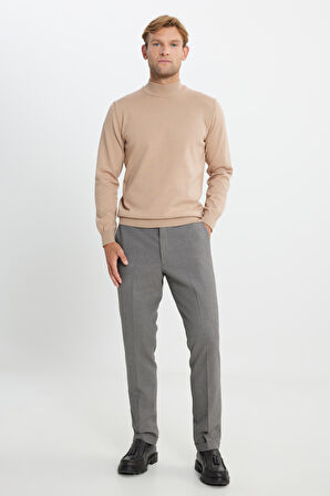 Pamuklu Standart Fit Normal Kesim Yarım Balıkçı Yaka Triko Kazak