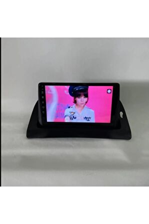 Renault Kangoo 2015-2018 Model Uyumlu 4-32 Gb 9 Inç Multimedia Sistemi (GÖRSEL TEMSİLİDİR)