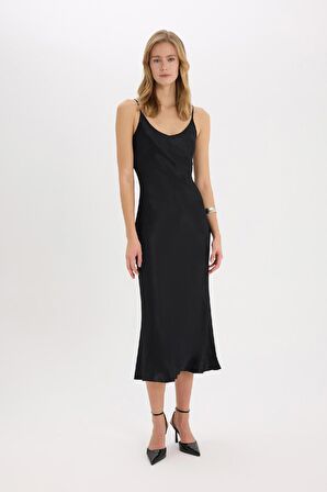DeFacto Bodycon Vücudu Saran Basic Düz Saten Kolsuz Maxi Siyah Abiye Elbise E7256AX25SPBK81
