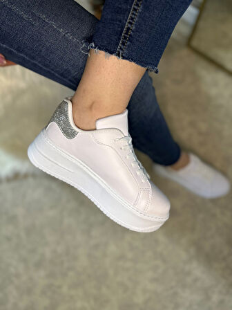 Günlük Kadın Sneaker Bağcıklı Hafif Kalın Yüksek Tabanlı Leopar Detaylı Yürüyüş Spor Ayakkabı 065