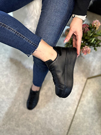 Günlük Kadın Sneaker Bağcıklı Hafif Kalın Yüksek Tabanlı Leopar Detaylı Yürüyüş Spor Ayakkabı 065