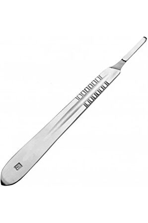 Bistüri Sapı Ve 3 Adet Yedek Uç 23 numara