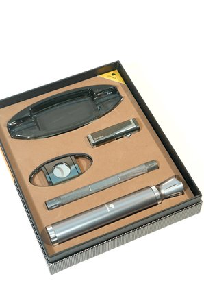 Cohiba 3 Torch Çakmak Tüp Delici Küllük Kesici Gümüş-Siyah Beşli Puro Seti